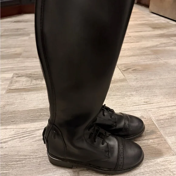 TuffRider Kids Black Riding Boots - Picture 3 of 6